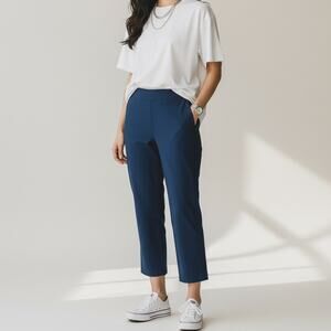 Chico's Zenergy Side Pocket Cropped Pants NWT Women's Sz 3 (US 16) Tonca Navy